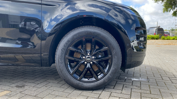 Land Rover Range Rover Evoque 1.5 P270e Edition 5dr Auto Hatchback - Image 8